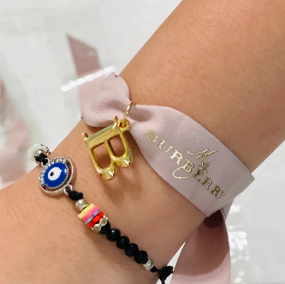 BURBERRY  Ribbon New 🎀 - Picture 3 of 9